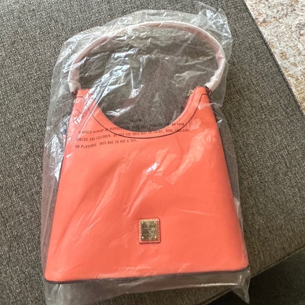 Dooney & Bourke‎ Saffiano Leather Hobo Bag Coral Pink Orange BSAFF1613 CRCR New